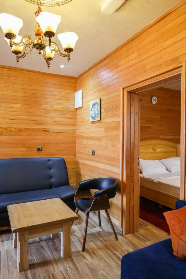 Hotel Les Truites Imouzzer du Kandar Exterior foto
